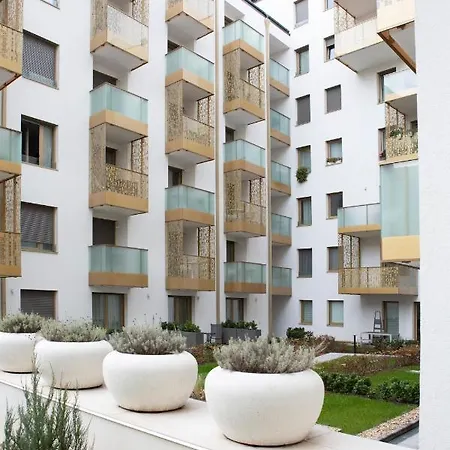 Appartement Magic Garden In Downtown Budapest